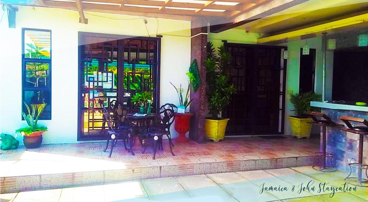 Private House W/ Swimming Pool Staycation Tarlac Tarlac City Exterior photo